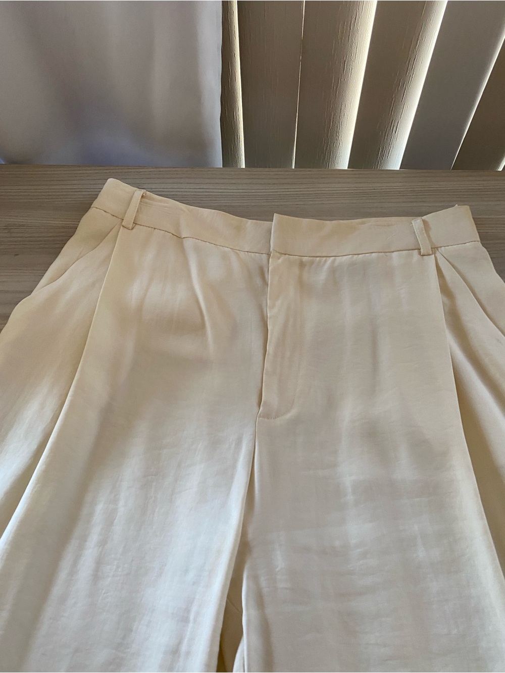 Zara Lightweight Cream Wide-Leg women’s modal Dress Pants never worn